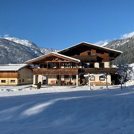 Apartment In Saalfelden Am Steinernen Meer Екстер'єр фото